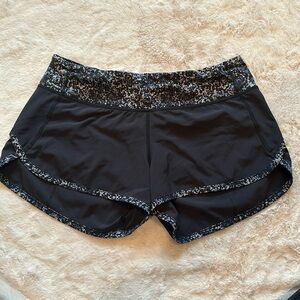 lululemon size 4 Speed Short - black with grey, purple, and blue